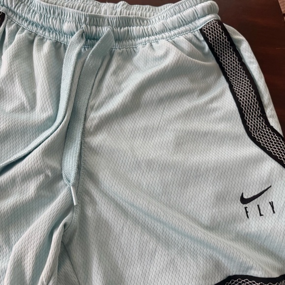 Nike Dri Fit women’s Basketball shorts - Picture 3 of 7